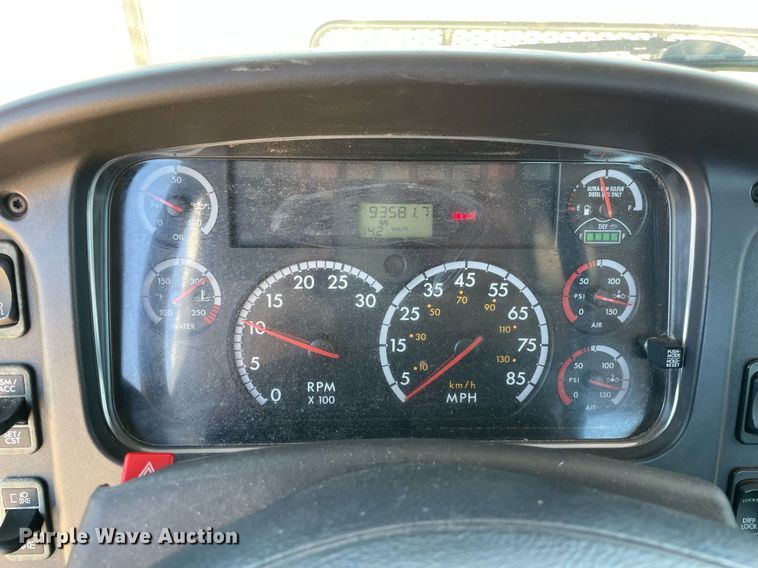 image for item DN3177 2012 Freightliner Business Class M2  bucket truck