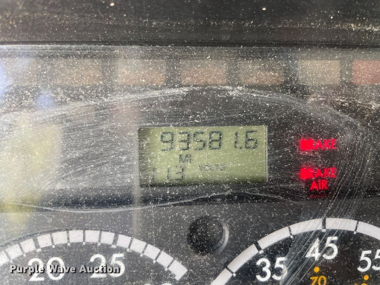 image for item DN3177 2012 Freightliner Business Class M2  bucket truck