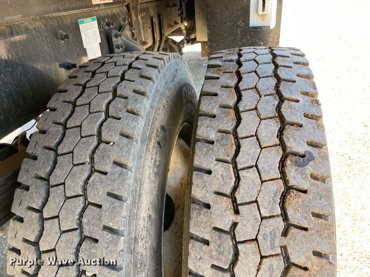 image for item DN3177 2012 Freightliner Business Class M2  bucket truck