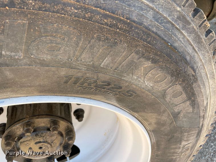 image for item DN3177 2012 Freightliner Business Class M2  bucket truck