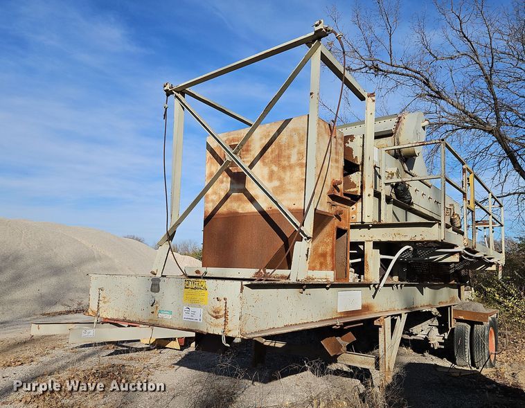 image for item DN7111 Cedarapids  screening plant