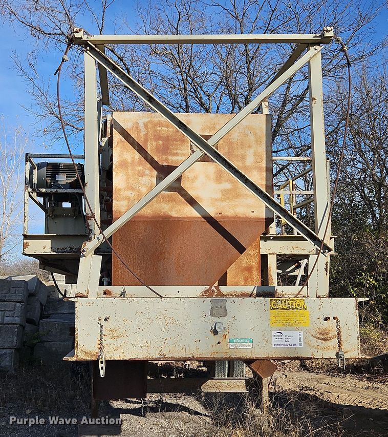 image for item DN7111 Cedarapids  screening plant