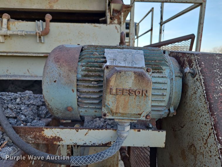 image for item DN7111 Cedarapids  screening plant