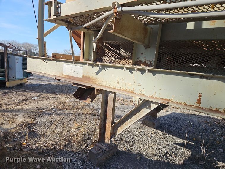 image for item DN7111 Cedarapids  screening plant