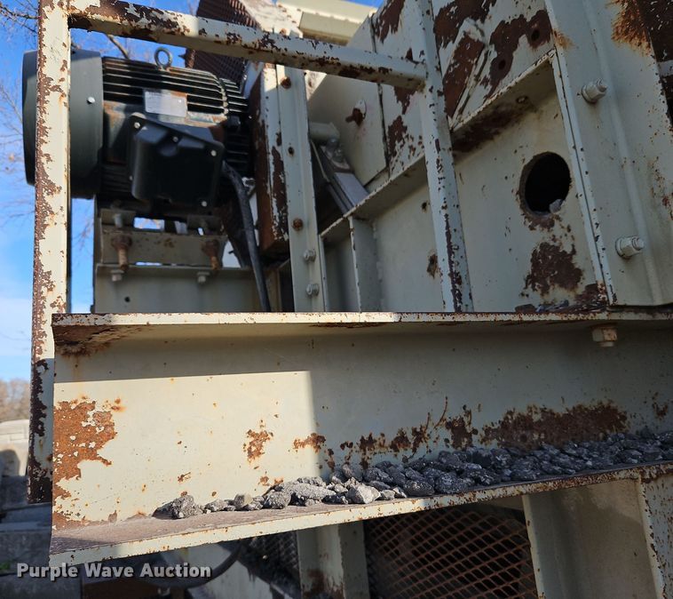 image for item DN7111 Cedarapids  screening plant