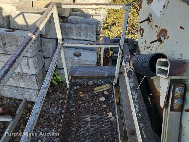 image for item DN7111 Cedarapids  screening plant