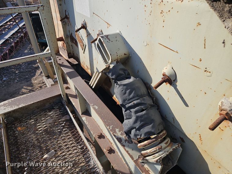 image for item DN7111 Cedarapids  screening plant