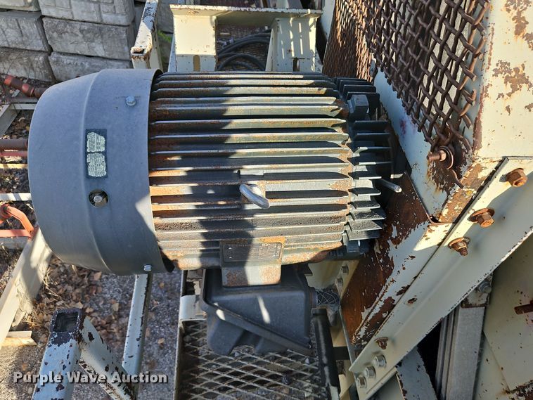 image for item DN7111 Cedarapids  screening plant