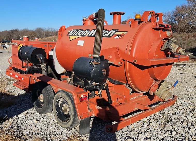 image for item DN7120 2014 Ditch Witch FX30  vacuum excavator
