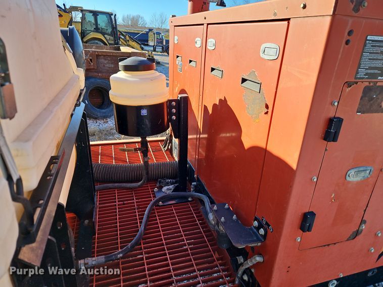 image for item DN7120 2014 Ditch Witch FX30  vacuum excavator