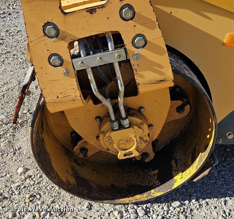 image for item DN7122 2012 Volvo DD25W  double drum vibratory roller