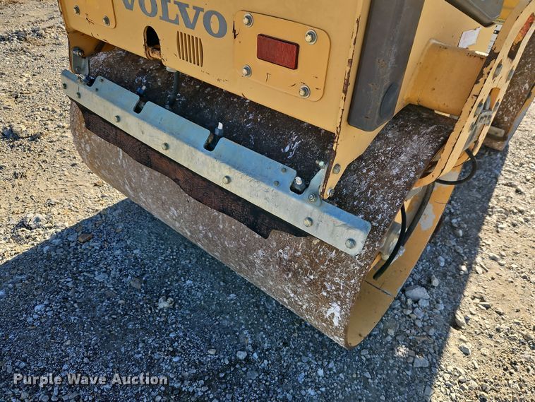 image for item DN7122 2012 Volvo DD25W  double drum vibratory roller