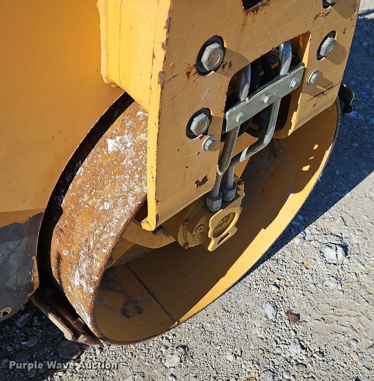 image for item DN7122 2012 Volvo DD25W  double drum vibratory roller