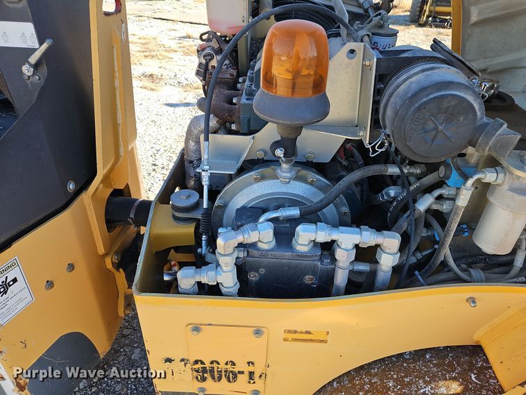 image for item DN7122 2012 Volvo DD25W  double drum vibratory roller