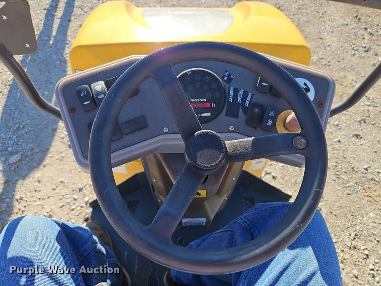 image for item DN7122 2012 Volvo DD25W  double drum vibratory roller