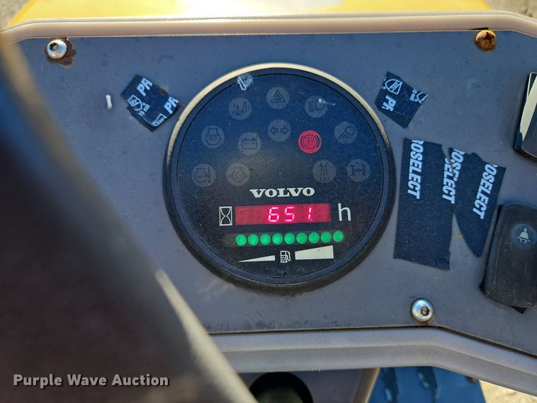 image for item DN7122 2012 Volvo DD25W  double drum vibratory roller