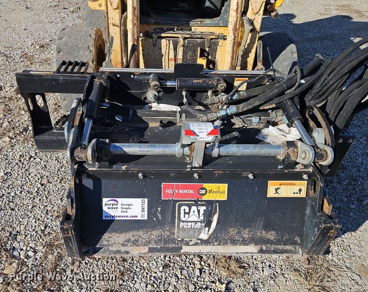 image for item DN7123 Caterpillar PC310B  skid steer cold planer