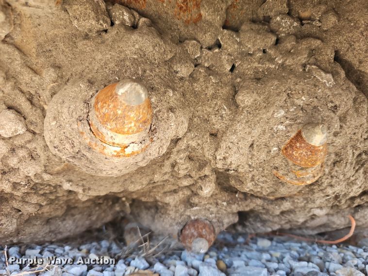 image for item DN7123 Caterpillar PC310B  skid steer cold planer