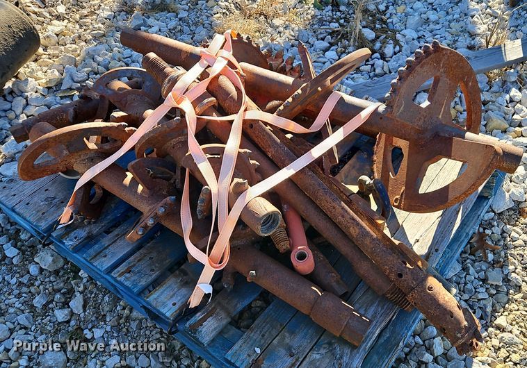 image for item DN7124 Bits and back reamers