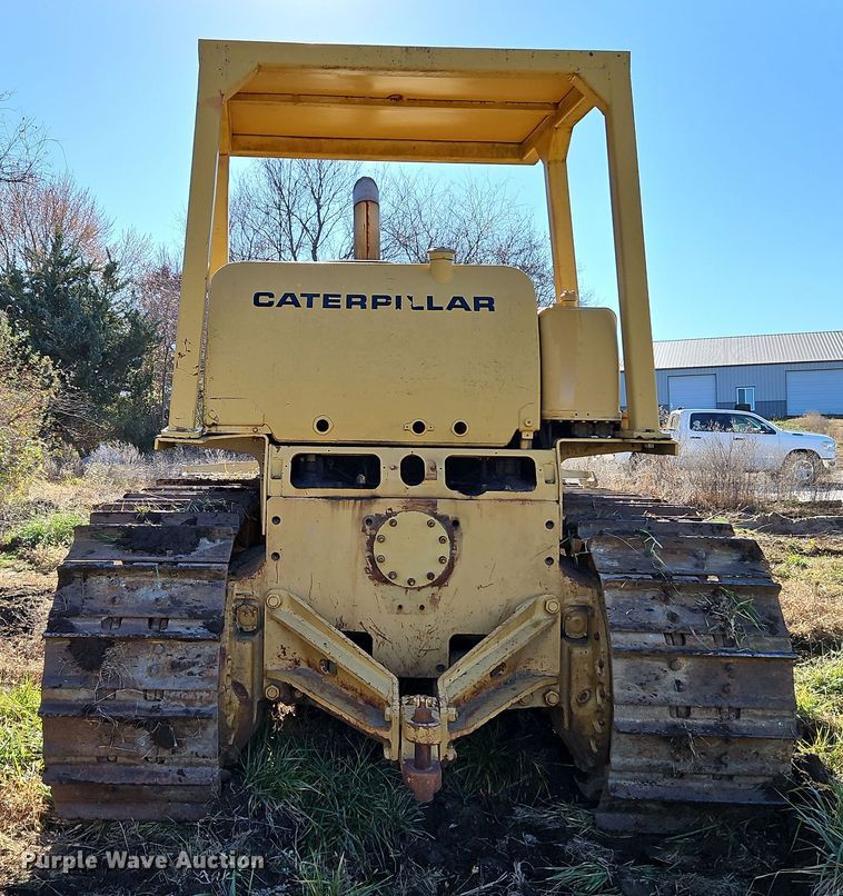 image for item DN7126 1966 Caterpillar D8H  dozer