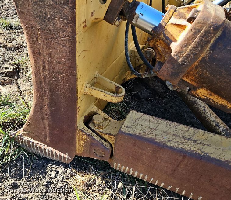 image for item DN7126 1966 Caterpillar D8H  dozer