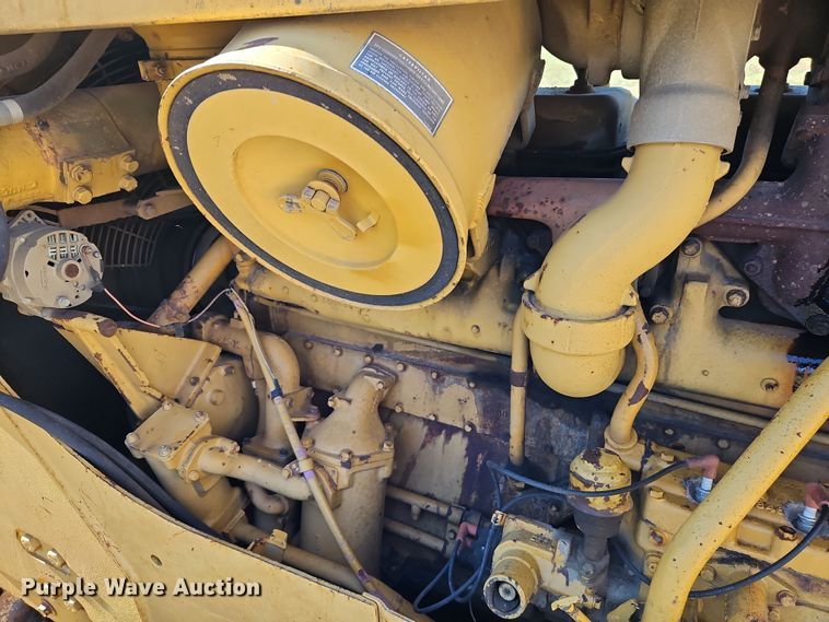 image for item DN7126 1966 Caterpillar D8H  dozer