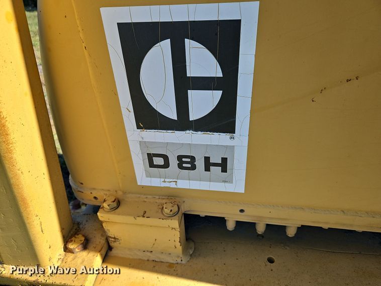 image for item DN7126 1966 Caterpillar D8H  dozer