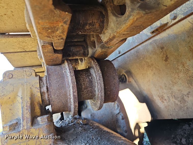 image for item DN7126 1966 Caterpillar D8H  dozer