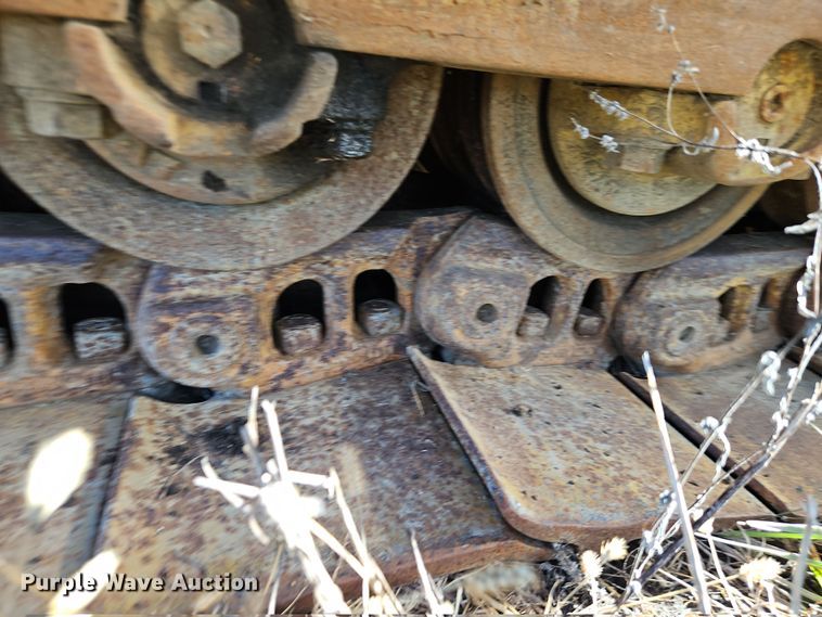 image for item DN7126 1966 Caterpillar D8H  dozer