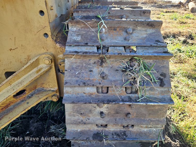 image for item DN7126 1966 Caterpillar D8H  dozer