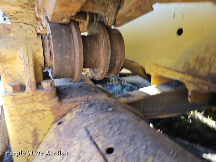 image for item DN7126 1966 Caterpillar D8H  dozer
