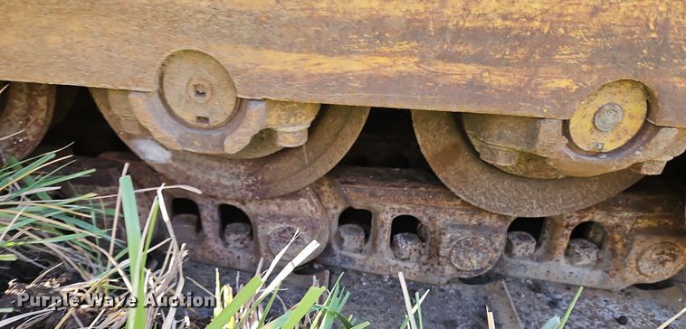 image for item DN7126 1966 Caterpillar D8H  dozer