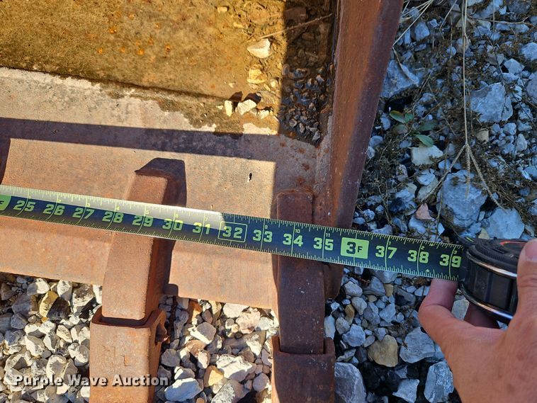 image for item DN7127 CP  36" W bucket