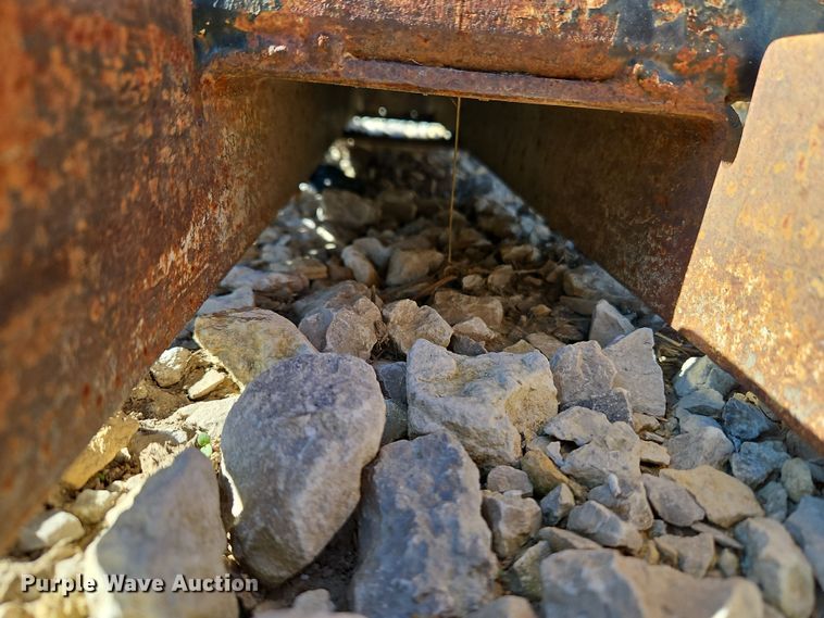 image for item DN7128 JLG 1001092280  platform