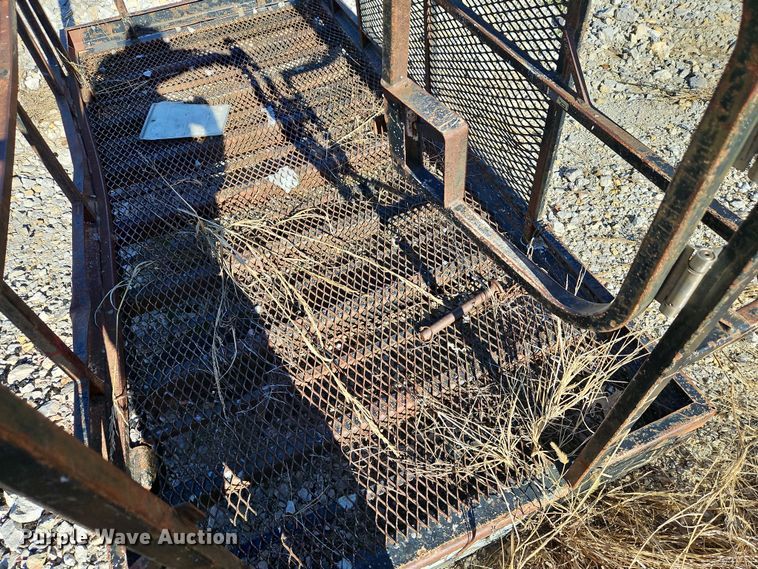 image for item DN7128 JLG 1001092280  platform