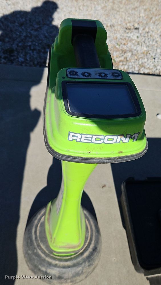 image for item DN7130 Subsite  electronics locator