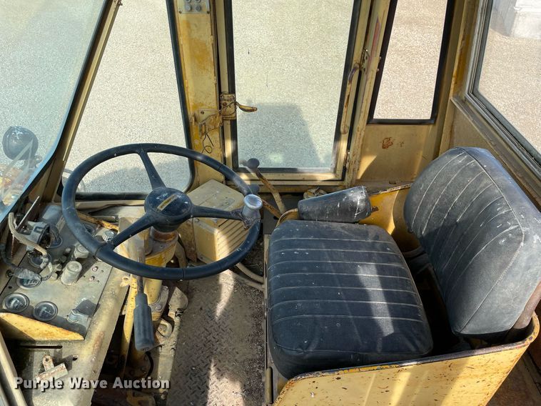 image for item DP0217 1970 Caterpillar 966C  wheel loader