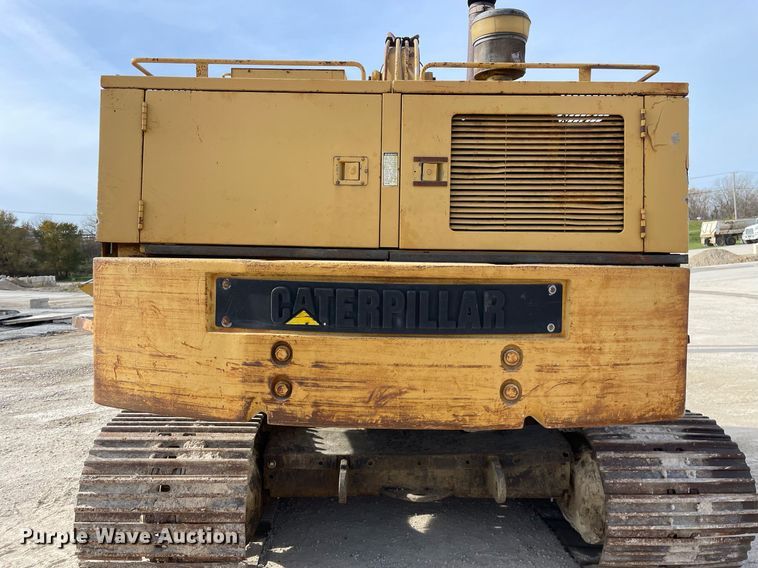 image for item DP0218 1983 Caterpillar 225 LC  excavator