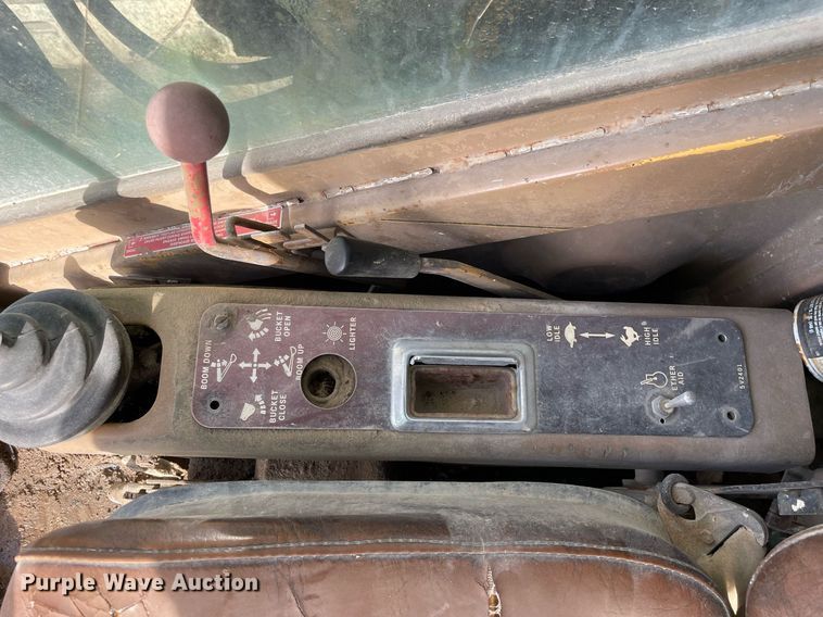 image for item DP0218 1983 Caterpillar 225 LC  excavator