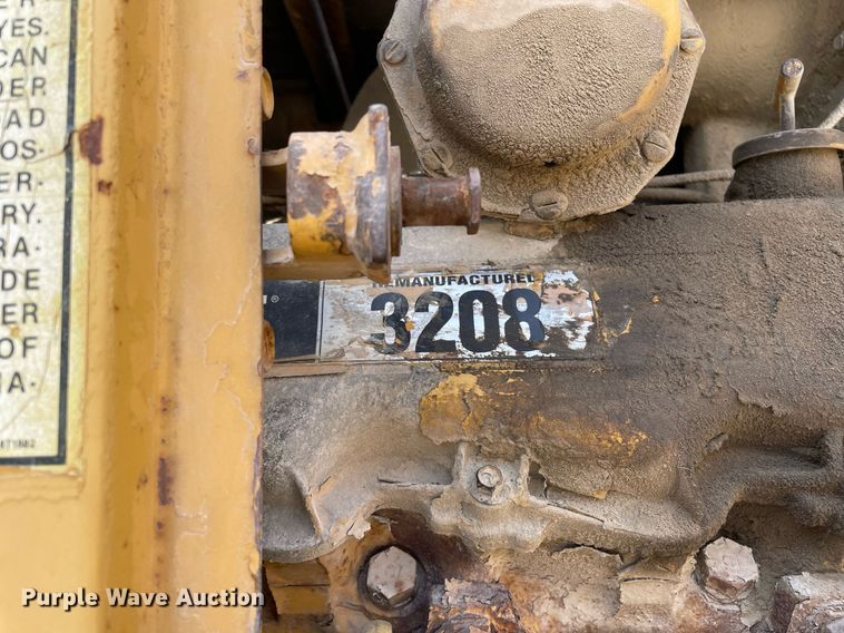 image for item DP0218 1983 Caterpillar 225 LC  excavator