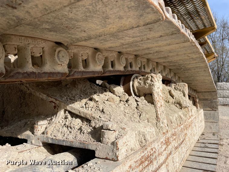 image for item DP0218 1983 Caterpillar 225 LC  excavator