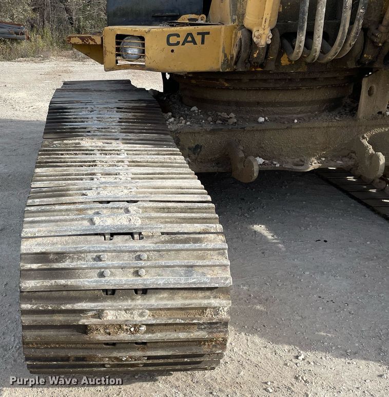 image for item DP0218 1983 Caterpillar 225 LC  excavator