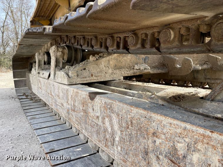 image for item DP0218 1983 Caterpillar 225 LC  excavator