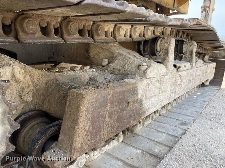 image for item DP0218 1983 Caterpillar 225 LC  excavator