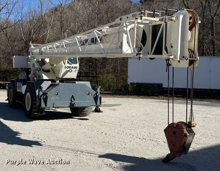 image for item DP0226 1994 Loraine LRT230E  crane