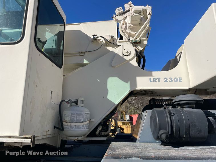 image for item DP0226 1994 Loraine LRT230E  crane