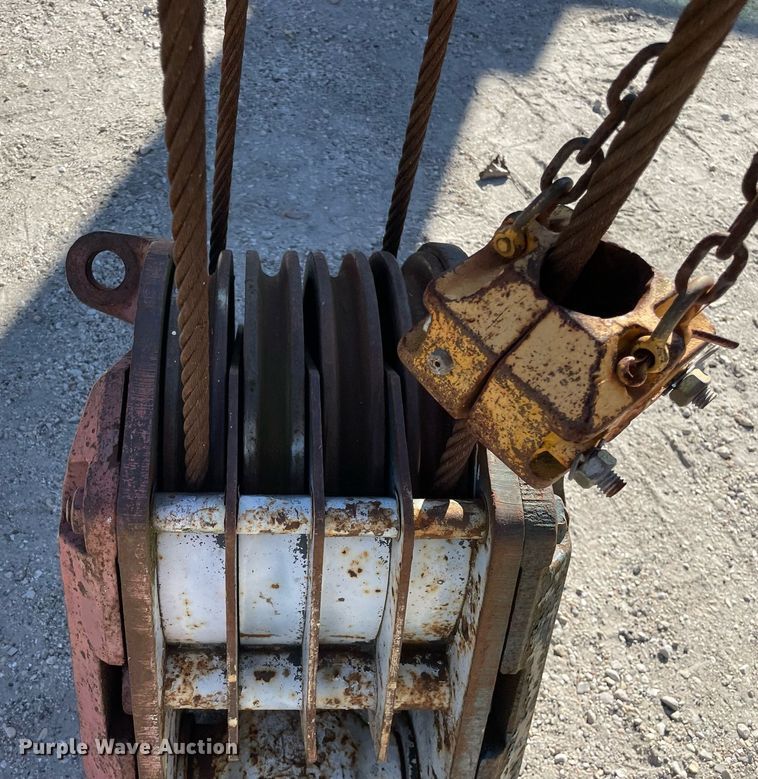 image for item DP0226 1994 Loraine LRT230E  crane