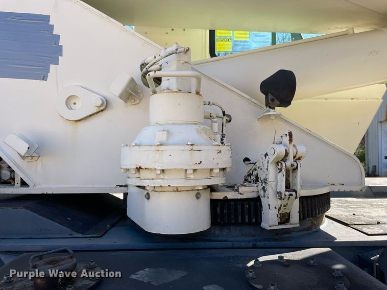 image for item DP0226 1994 Loraine LRT230E  crane