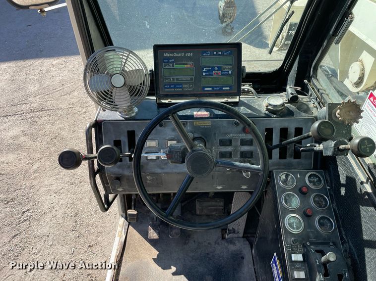 image for item DP0226 1994 Loraine LRT230E  crane