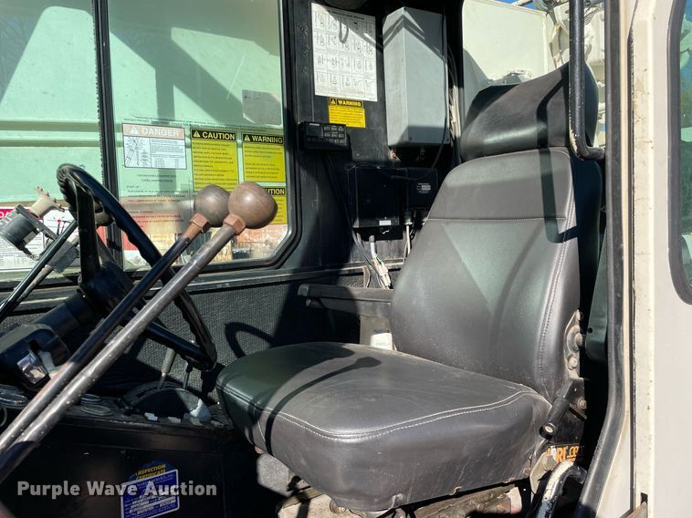 image for item DP0226 1994 Loraine LRT230E  crane